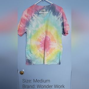 WonderWork scrub top: Medium/Tie Dye